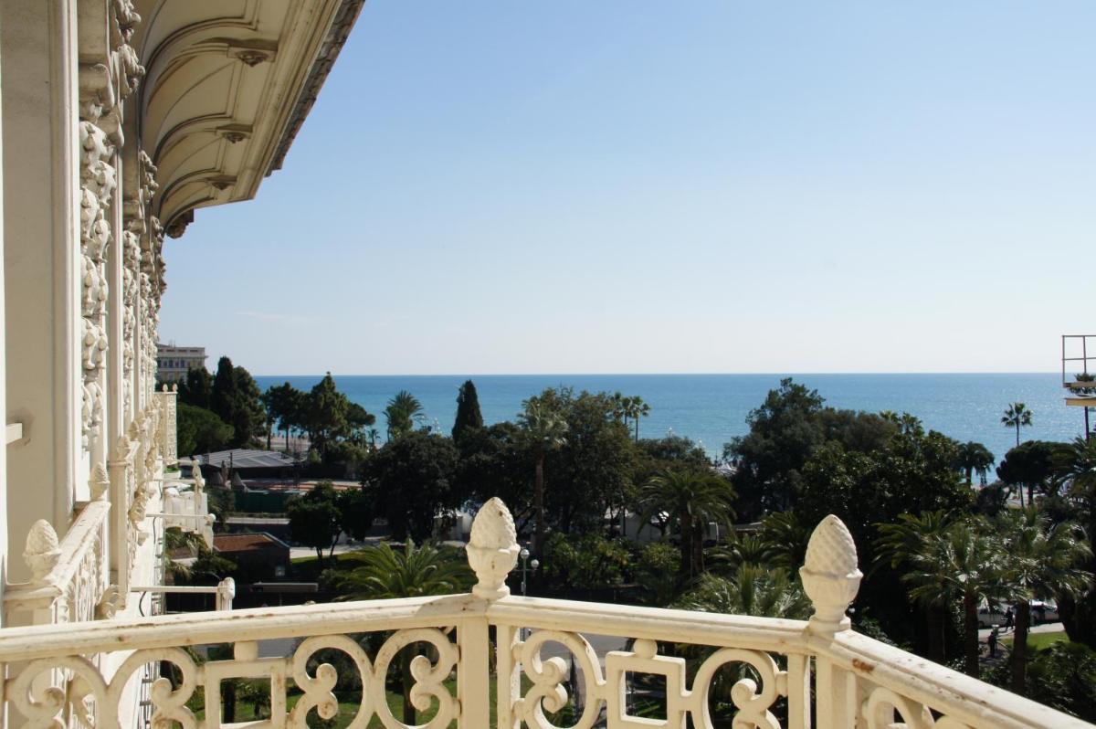 Hôtel Ambassador