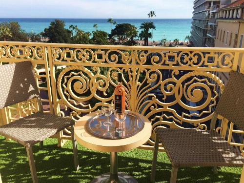Hôtel Ambassador image 4